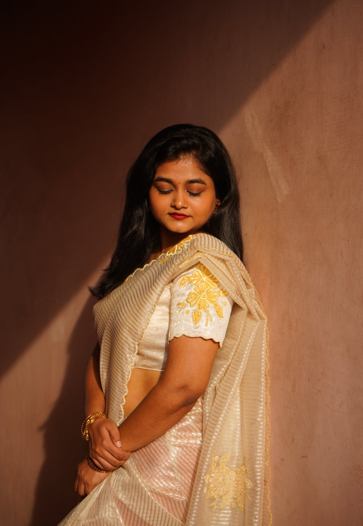 KANMANI 3.0 - Tissue Zari Stripe with Applique Embroidery work