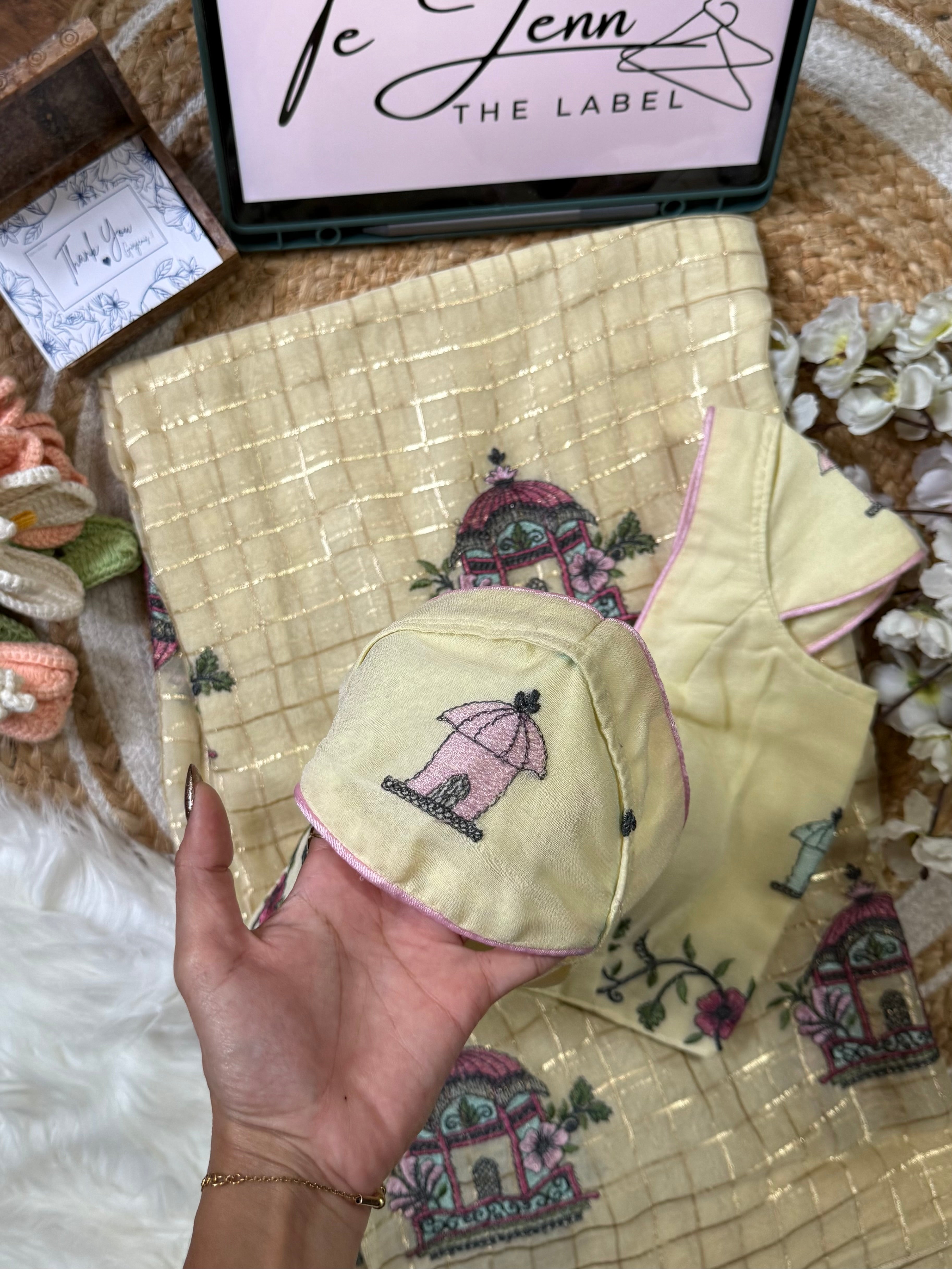 Tara - Pure Chinnon zari woven chex