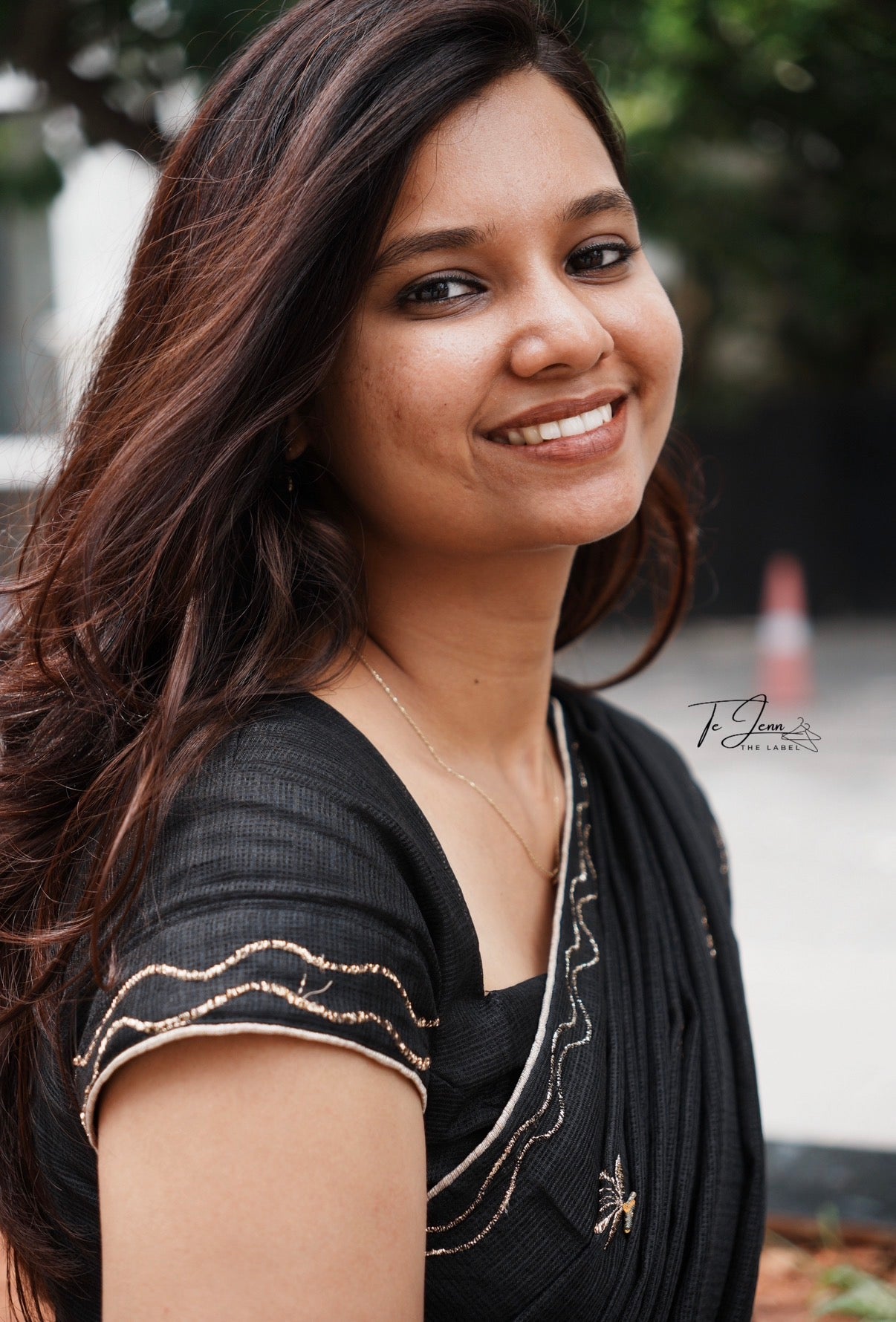 Tharika - Black Kota silk