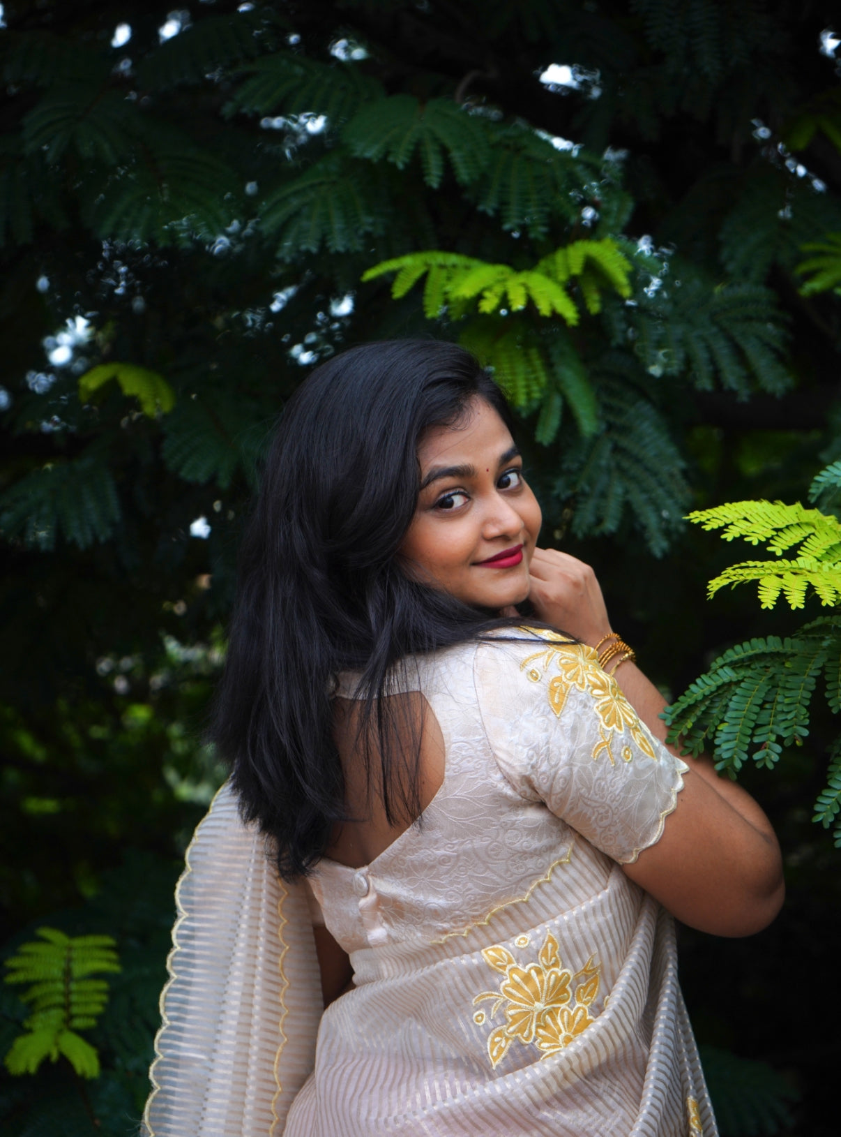 KANMANI 3.0 - Tissue Zari Stripe with Applique Embroidery work