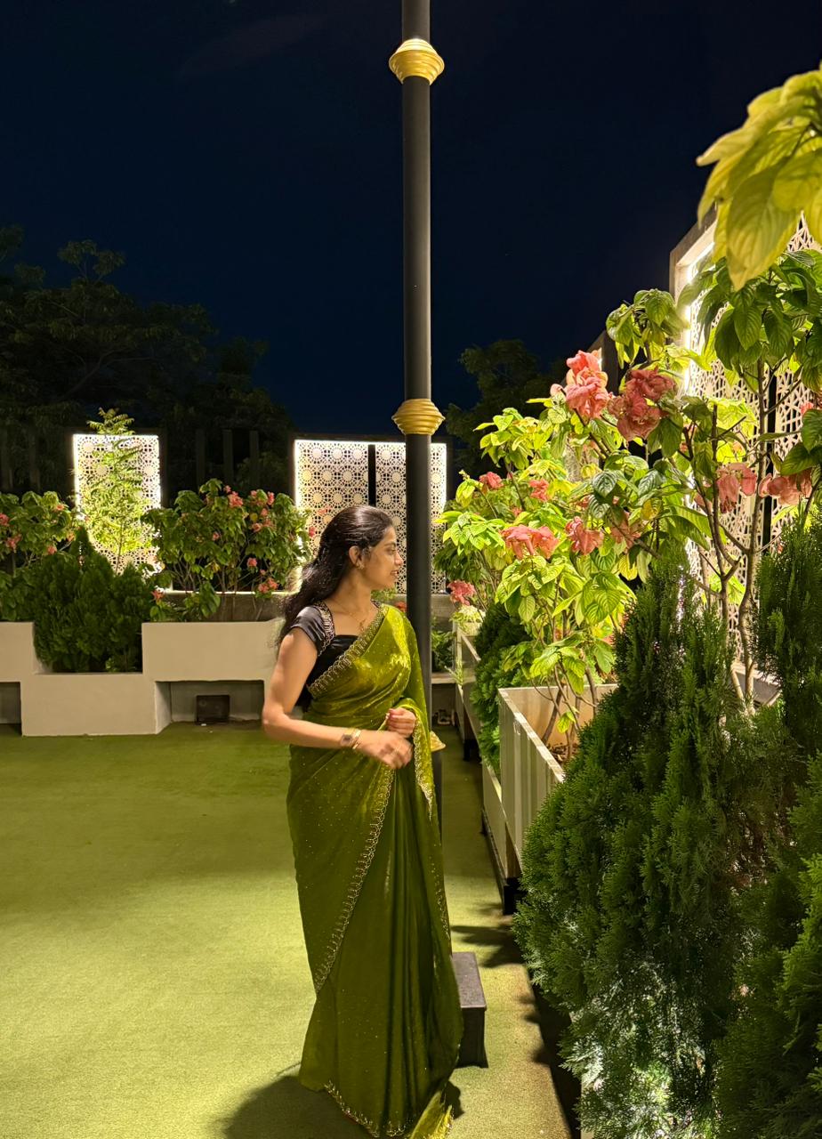 Jaanvi - Premium Space Silk